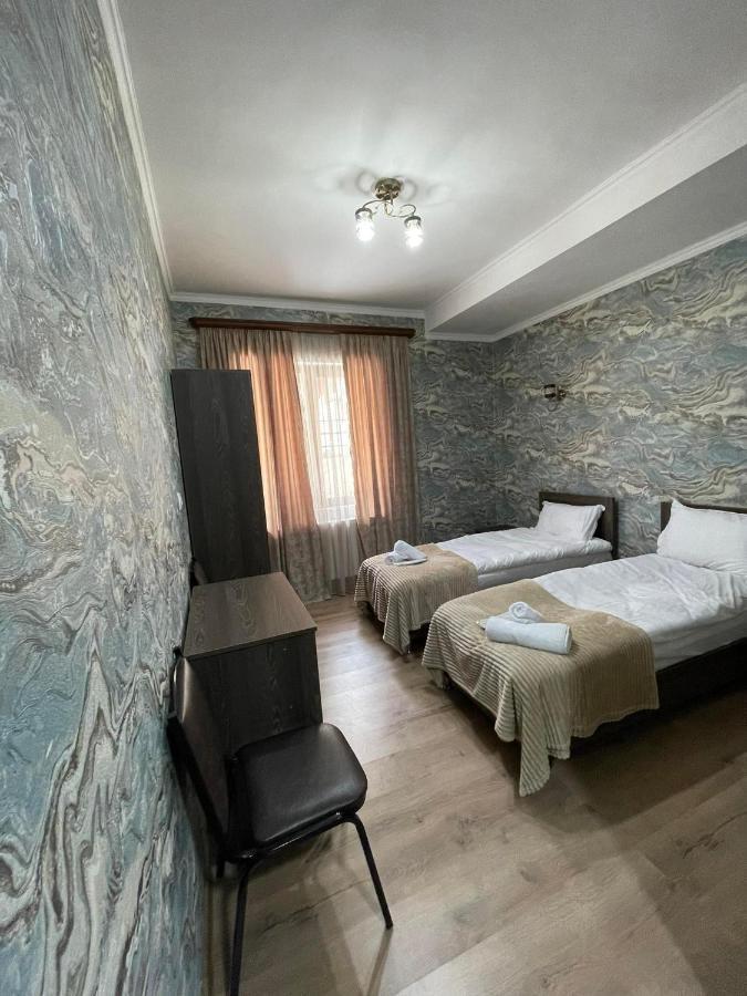 Hotel Shina Stepantsminda Exterior photo