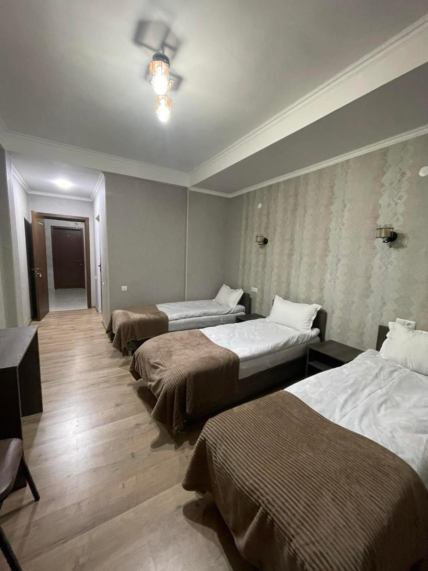 Hotel Shina Stepantsminda Exterior photo