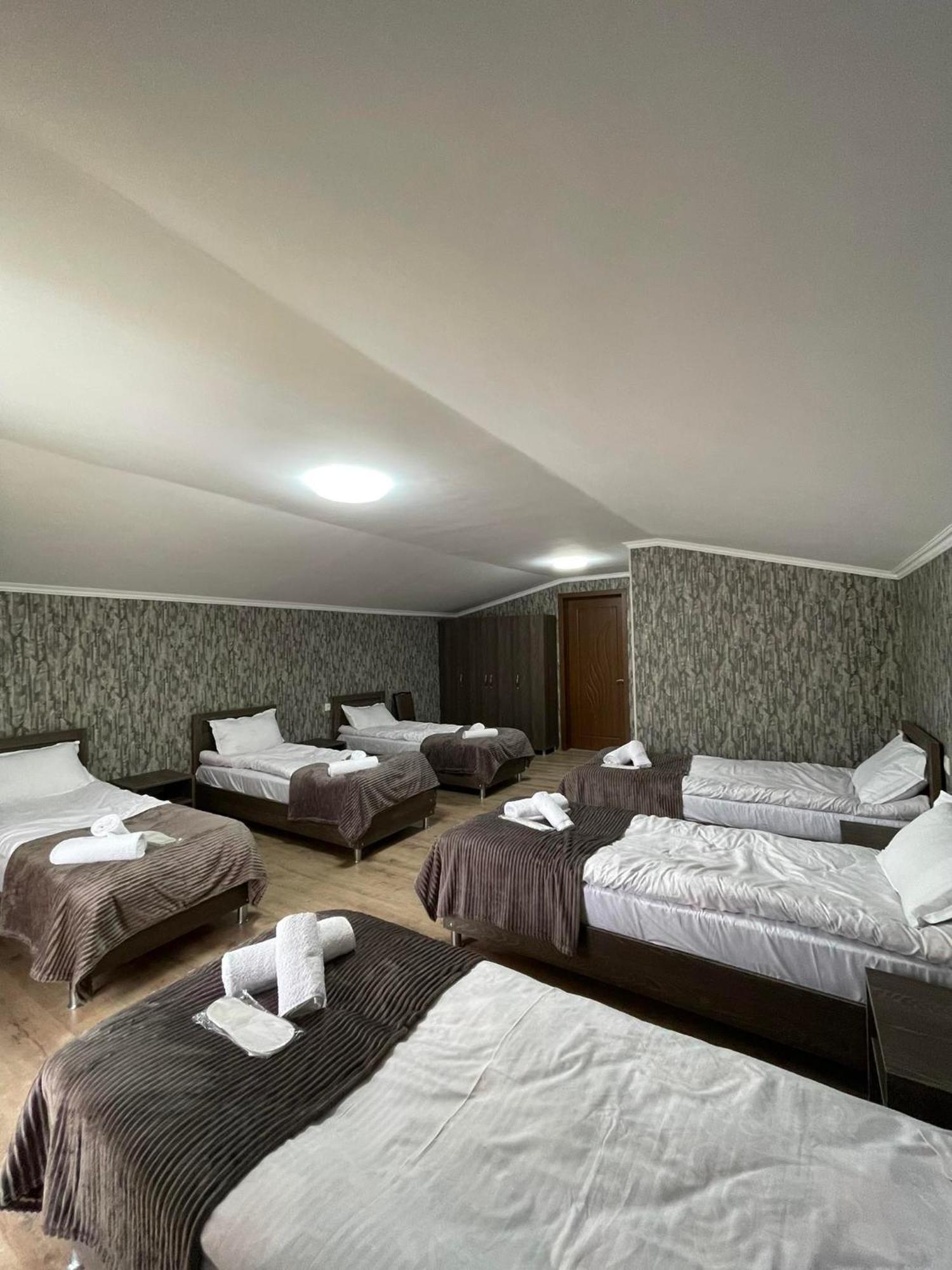 Hotel Shina Stepantsminda Exterior photo