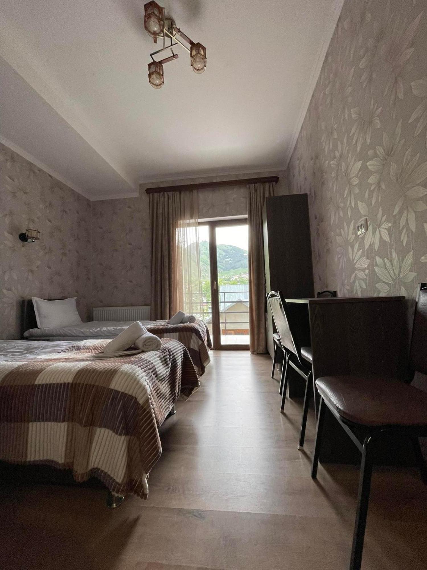Hotel Shina Stepantsminda Exterior photo